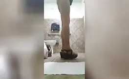 Fingering pussy while shitting on floor